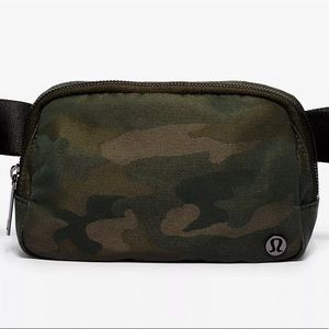 lululemon Everywhere Belt Bag Green Camo NWT